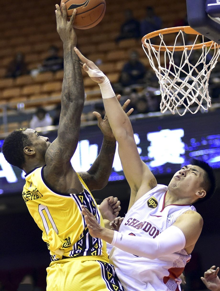 米兰官网 -冲刺阶段门兴格拉德巴赫复出首秀——CBA常规赛节点到来，媒体盛赞，训练强度明显提升的简单介绍