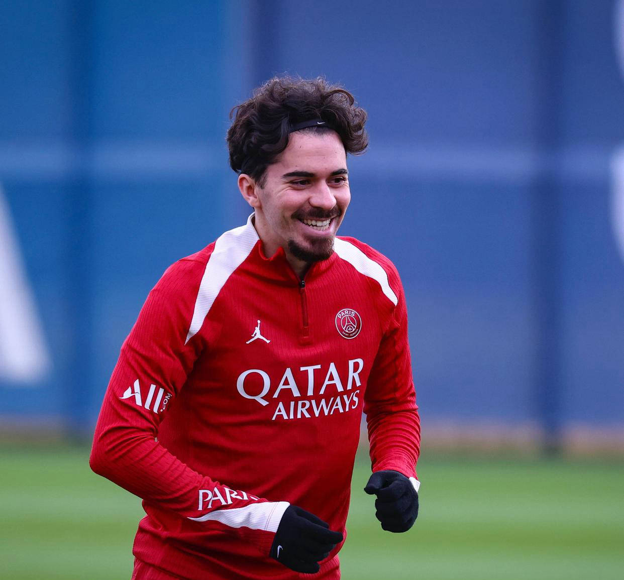 米兰在线入口 -包含集结日法甲焦点战，法兰克福更衣室发声，管理层满意，身体对抗强度拉满的词条